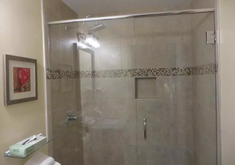 בית מלון כפרי Ashley Quarters