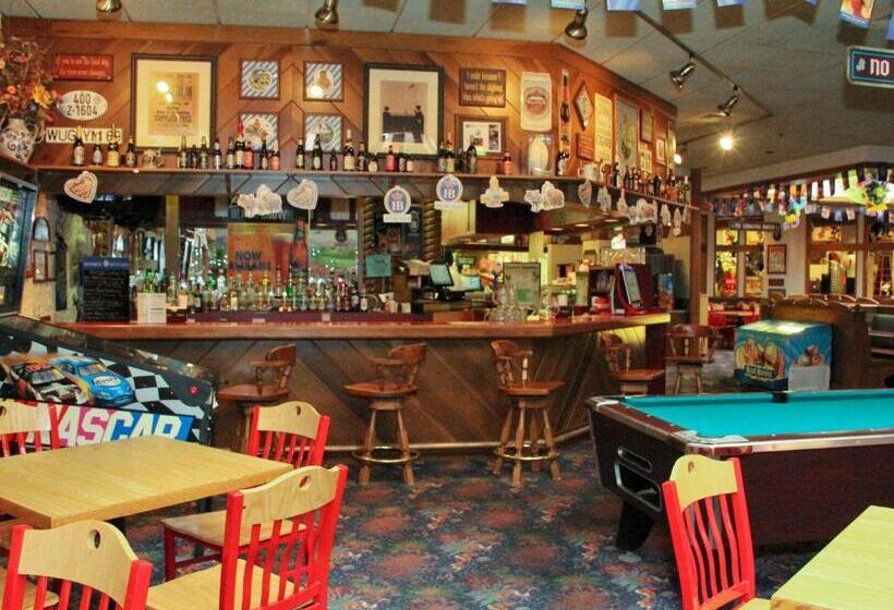 ホテル Bavarian Inn Lodge