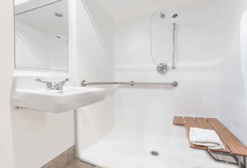 فندق Baymont By Wyndham Yreka