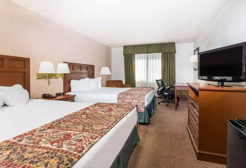 酒店 Baymont By Wyndham Yreka