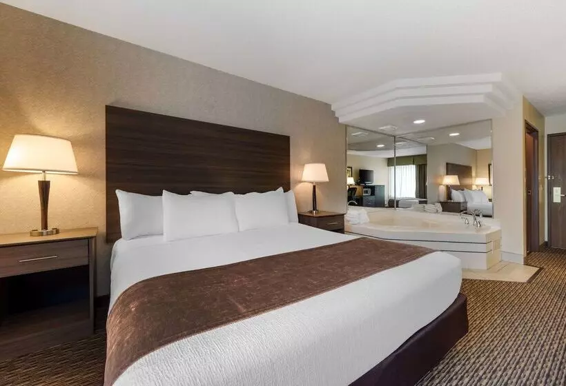 בית מלון כפרי Best Western Spooner Riverplace