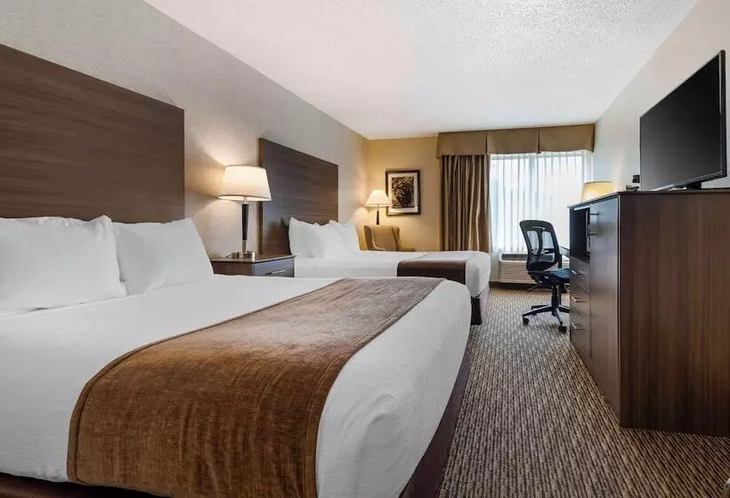 בית מלון כפרי Best Western Spooner Riverplace