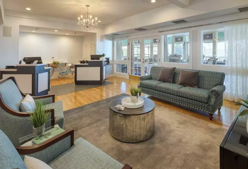 酒店 Club Wyndham Bay Voyage Inn