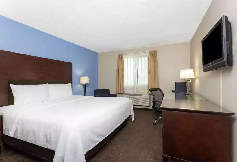 هتل Days Inn And Suites By Wyndham Hammond In