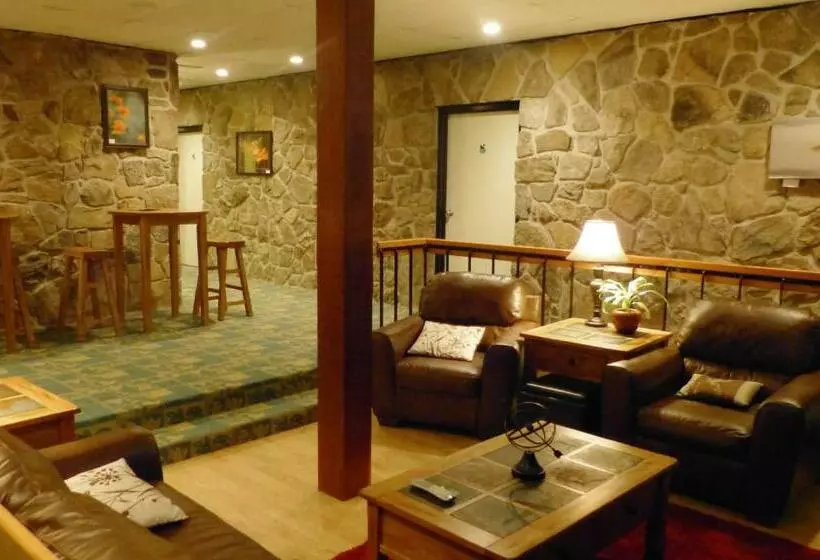 酒店 Inn At Deep Creek