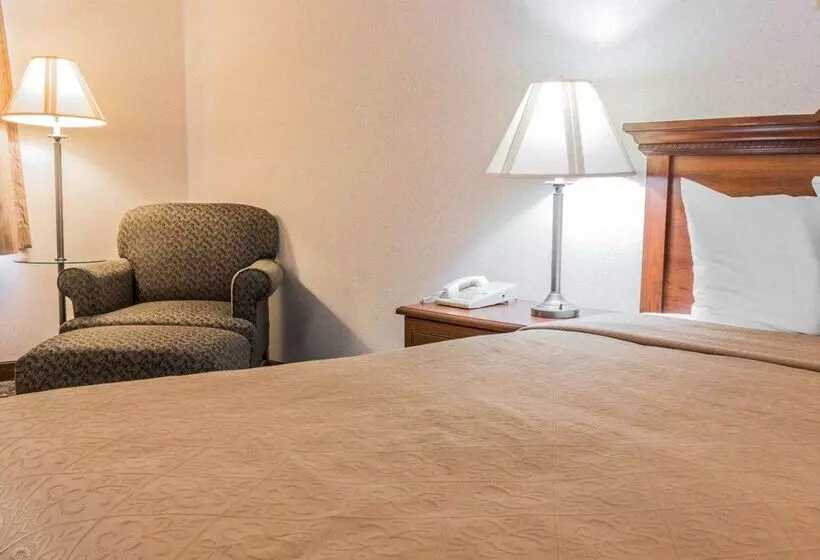 ホテル Quality Inn Grand Rapids North