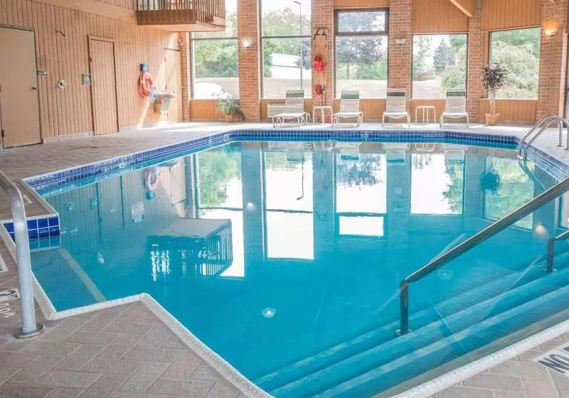 ホテル Quality Inn Grand Rapids North