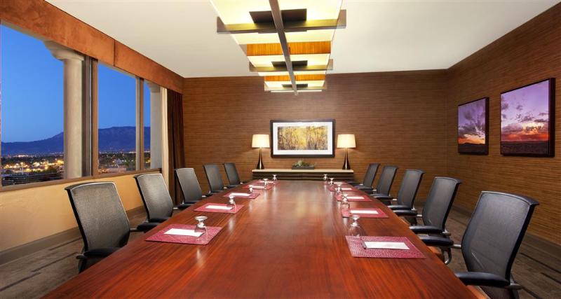 هتل Sheraton Albuquerque Airport