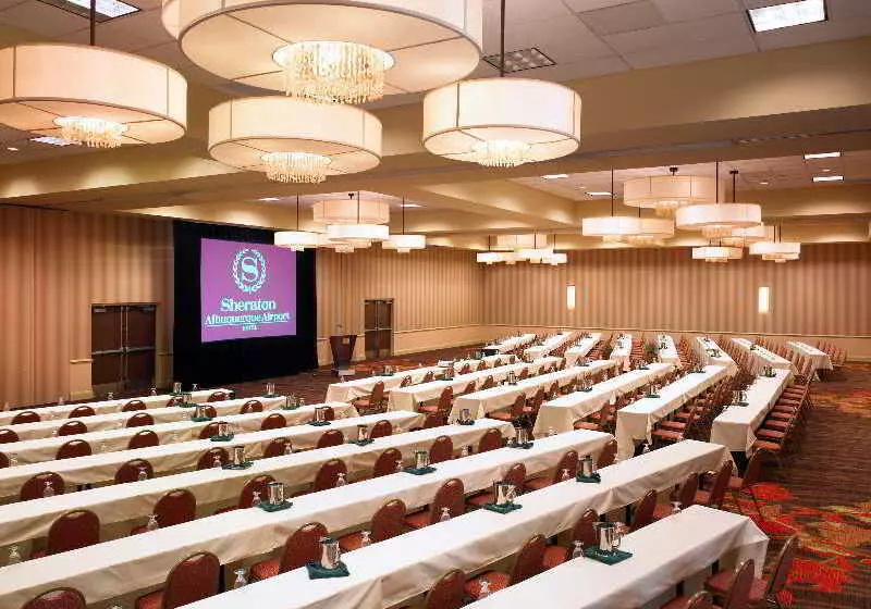 호텔 Sheraton Albuquerque Airport