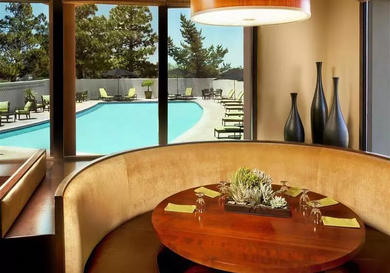 호텔 Sheraton Albuquerque Airport