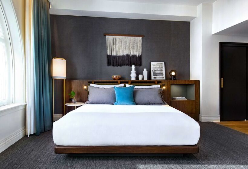 The Alexis Royal Sonesta Hotel Seattle