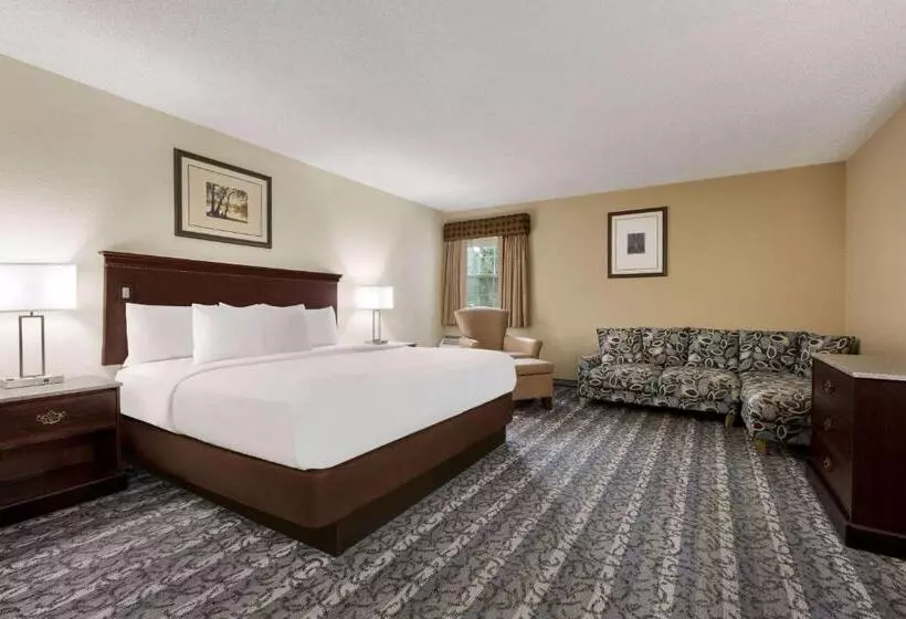 Отель Travelodge By Wyndham Coffeyville