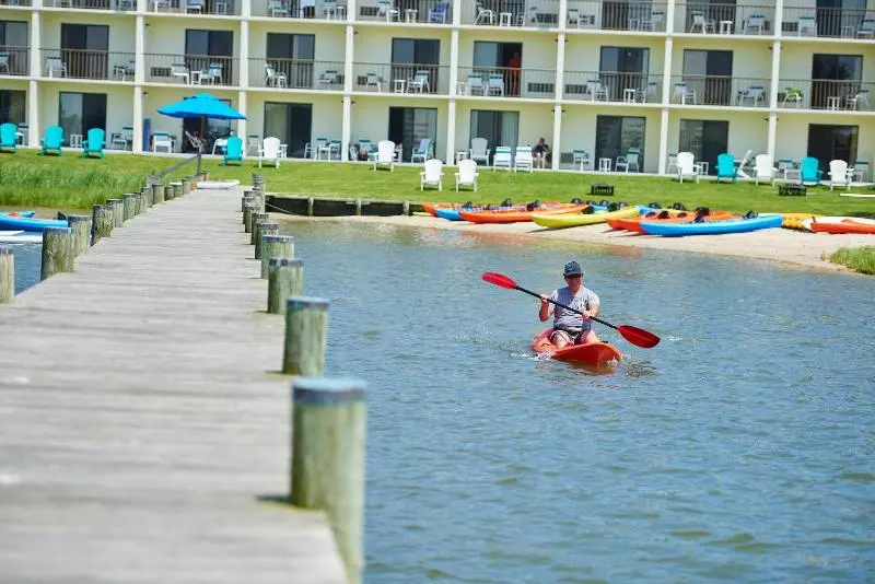 Мотель The Bay Resort