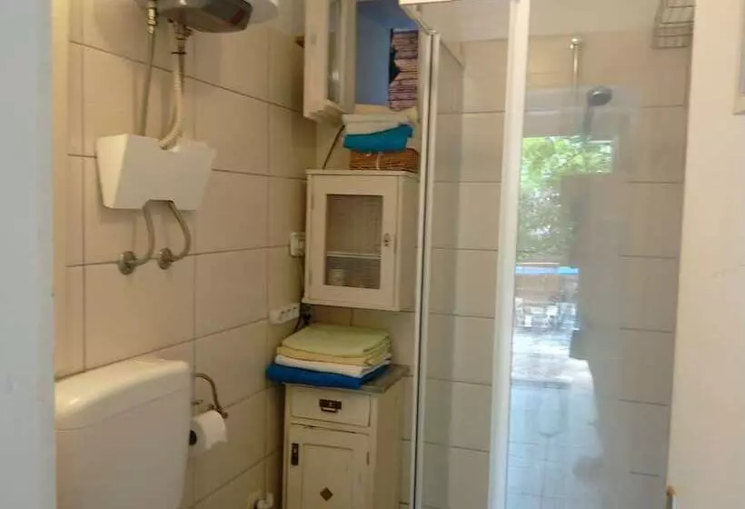 Apartments Ivas