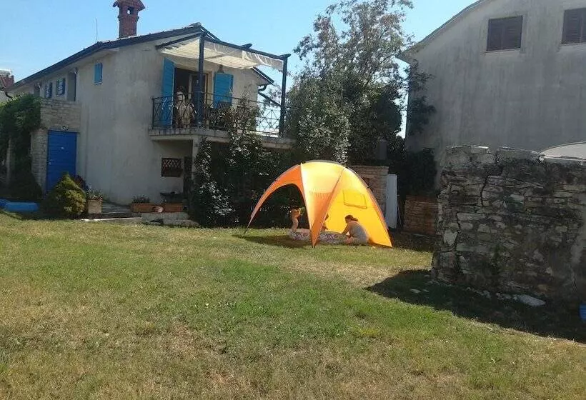 Apartments Ivas