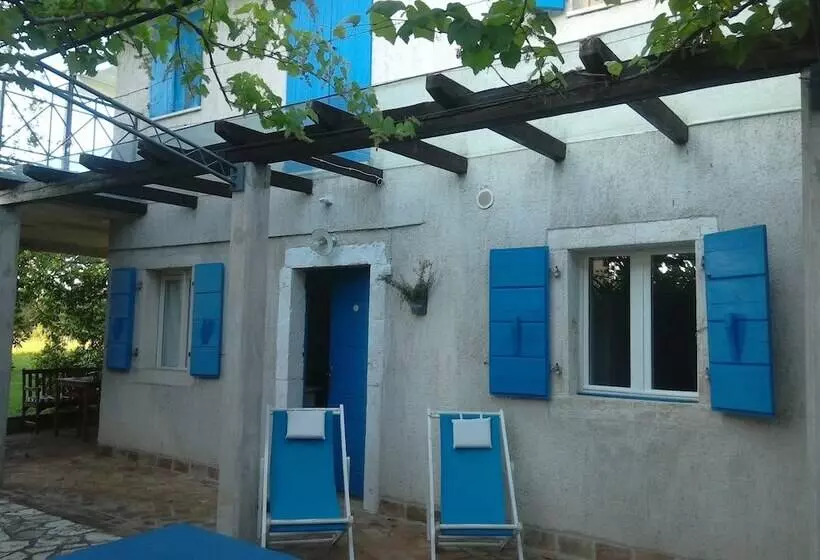 Apartments Ivas