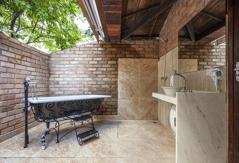 호텔 Eco Luar Boutique