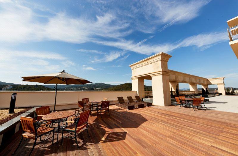 Hotel Ramada By Wyndham Yongin