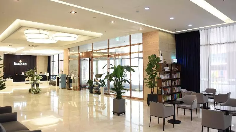 Hotelli Ramada By Wyndham Yongin