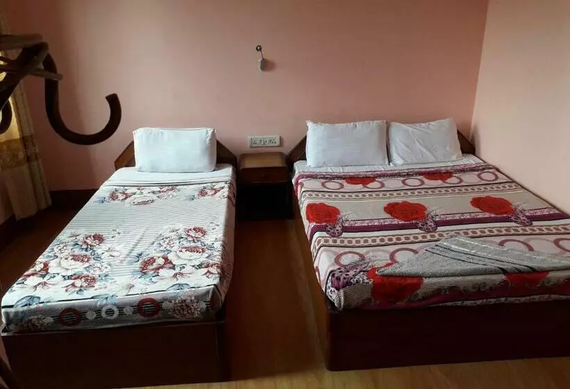 هتل Seven Steps Guest House