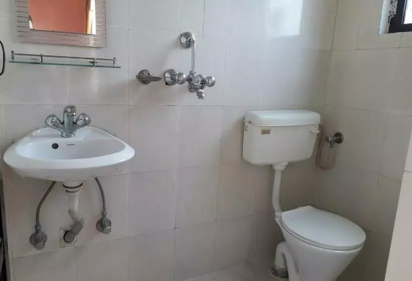 هتل Seven Steps Guest House