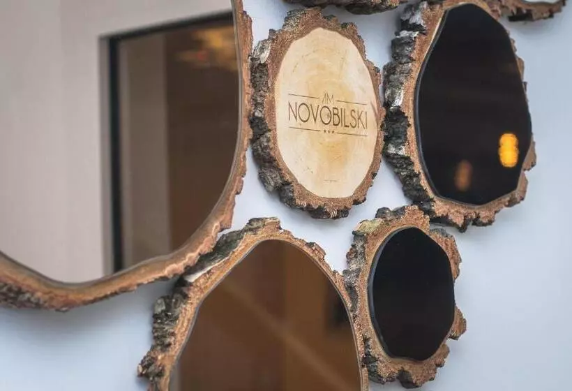 Majatalo Novobilski   Pod Wyciągiem Bania I Kotelnica, Obok Termy Bania