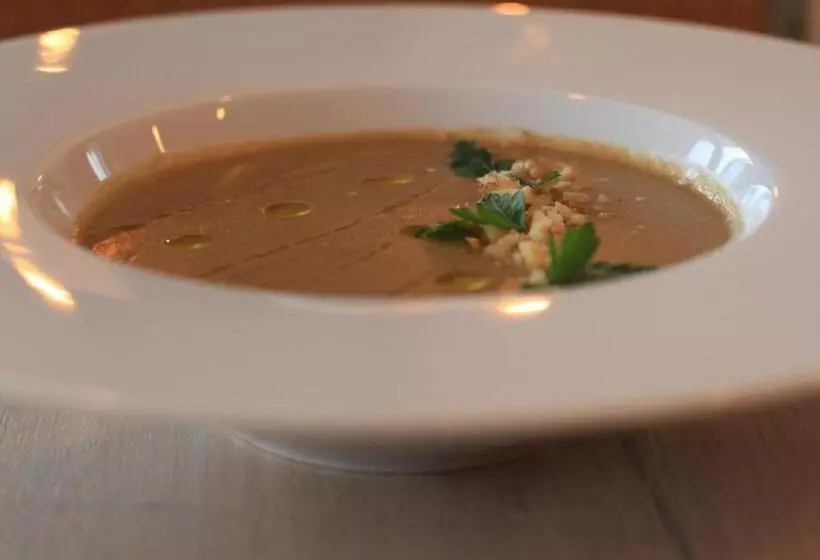 Majatalo Novobilski   Pod Wyciągiem Bania I Kotelnica, Obok Termy Bania