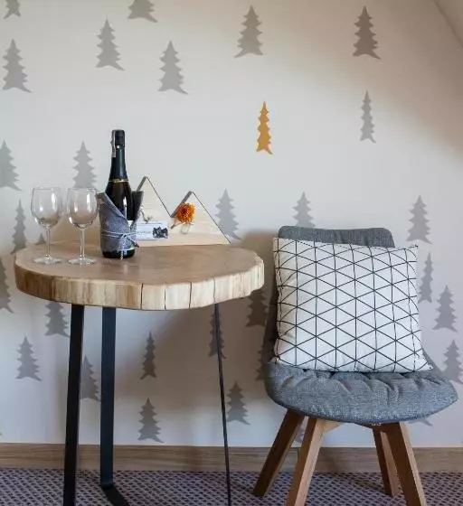 Majatalo Novobilski   Pod Wyciągiem Bania I Kotelnica, Obok Termy Bania