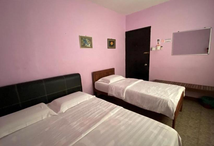 Pensione Spot On 89967 Tabin Lodge Bed & Breakfast