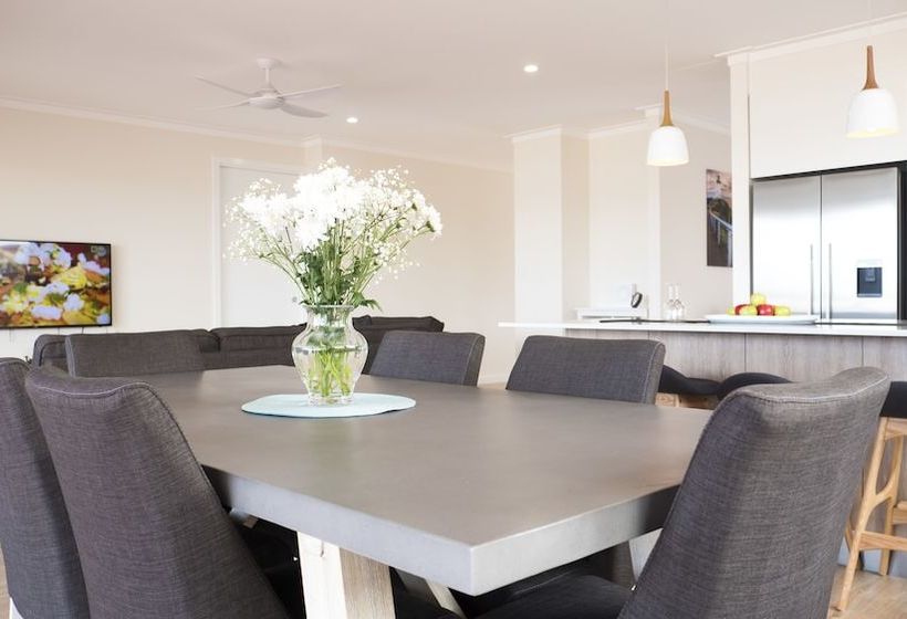 Tranquil Tides Ballina