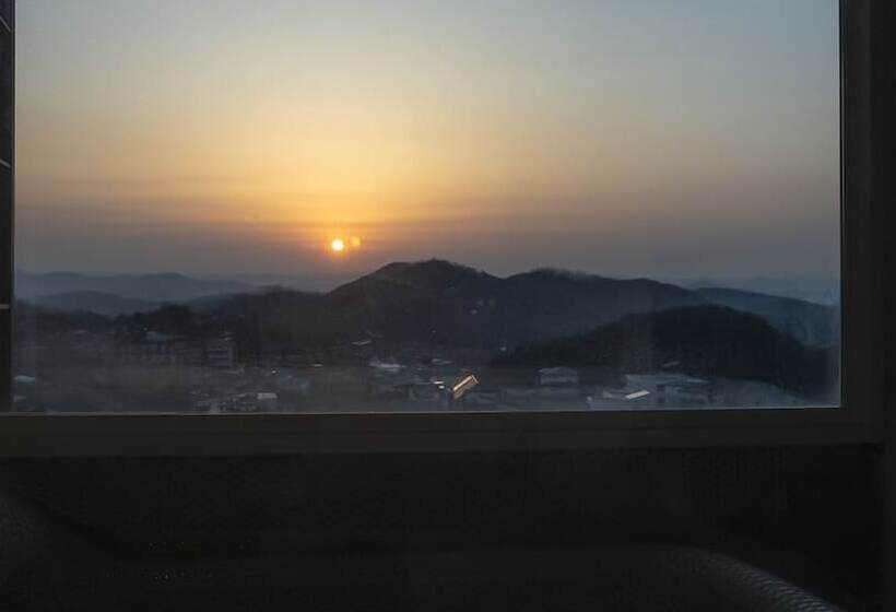 Wonju Quirinale Pension