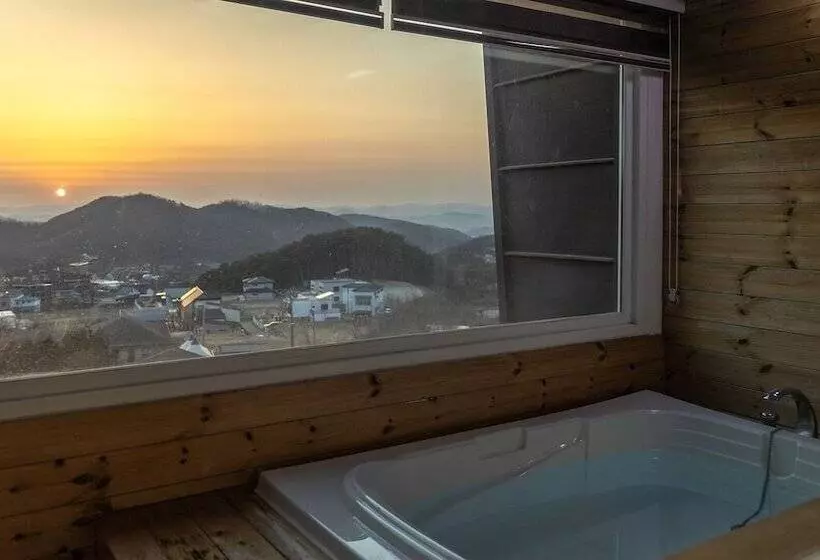 Wonju Quirinale Pension