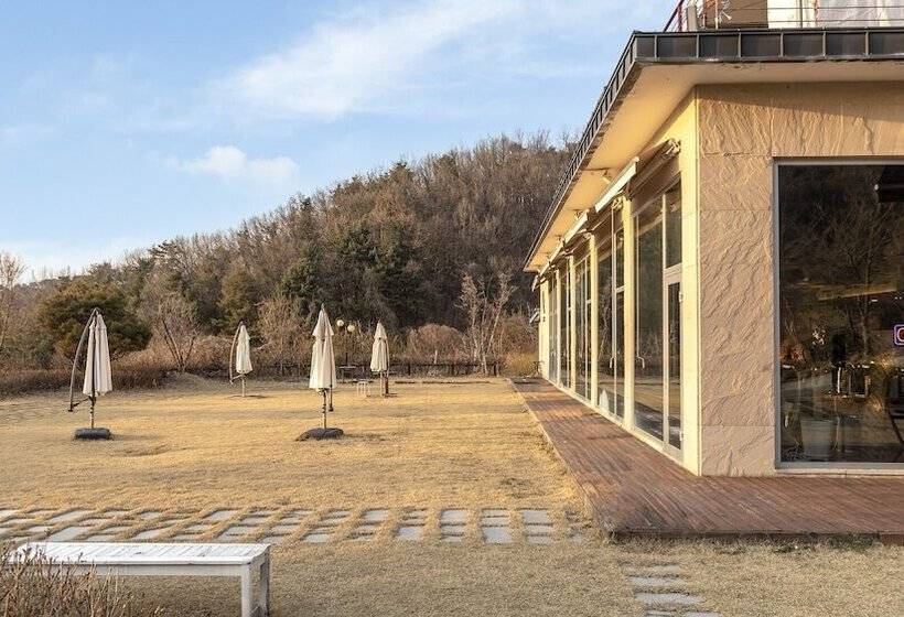 Wonju Quirinale Pension