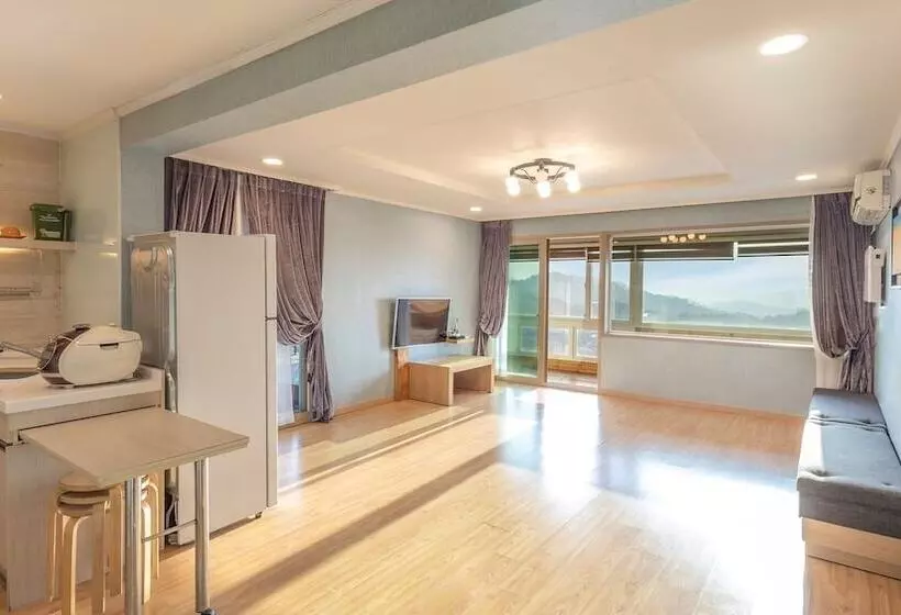 Wonju Quirinale Pension