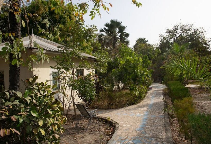 هتل Dalaba Eco Lodge