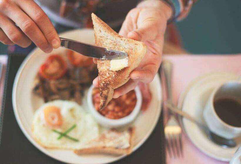 هتل Marshal Garni