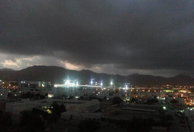 هتل Muscat Inn