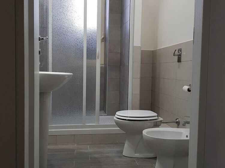 Jonathan Hostel & Guesthouse