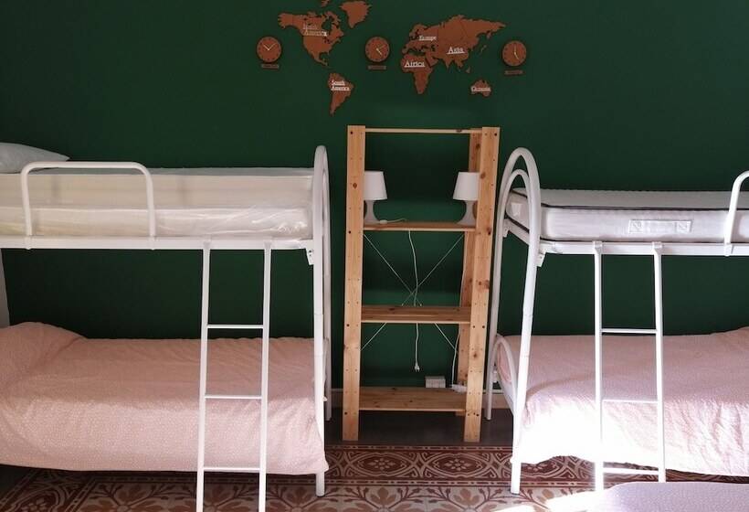 Jonathan Hostel & Guesthouse