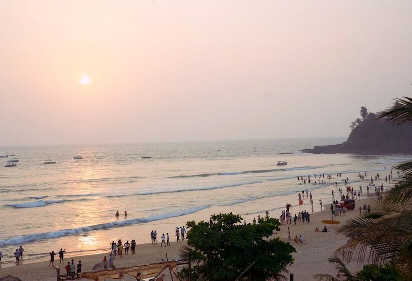 리조트 Larios Beach Holidays