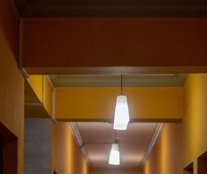 リゾートホテル Larios Beach Holidays