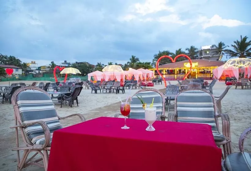 リゾートホテル Larios Beach Holidays