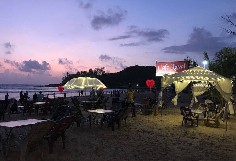 리조트 Larios Beach Holidays