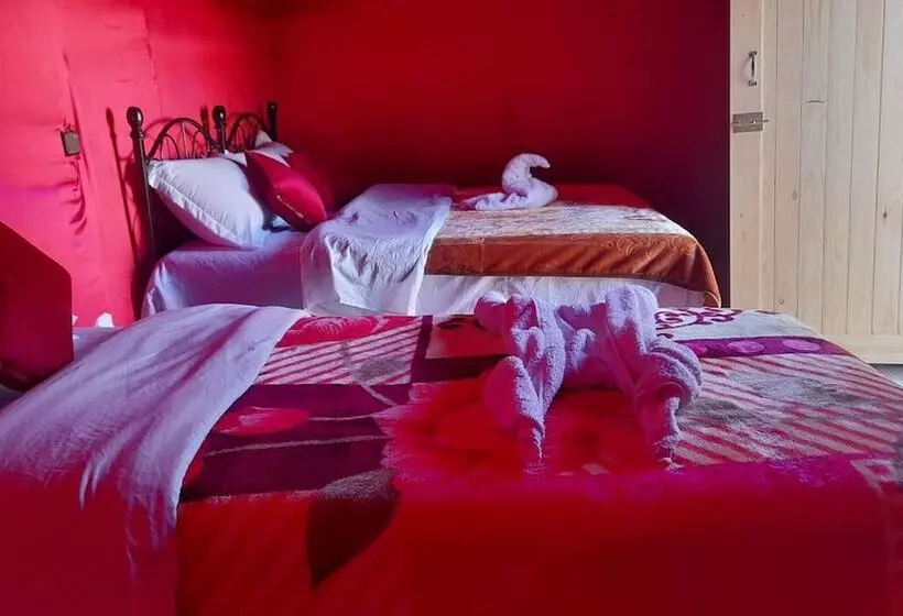 Hotelli Bivouac Erg Znaigui