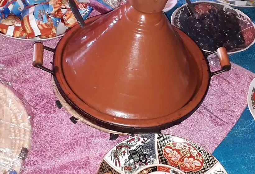 Hotelli Bivouac Erg Znaigui