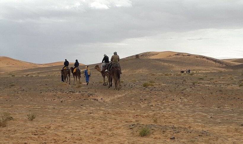 Hotel Bivouac Erg Znaigui