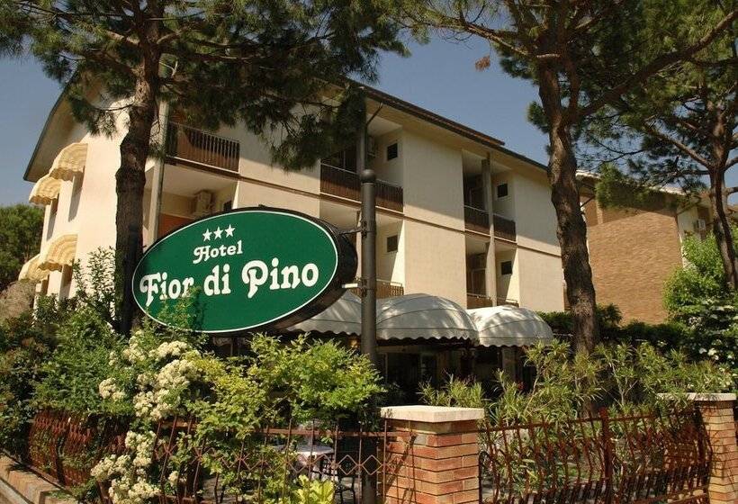 فندق Fior Di Pino