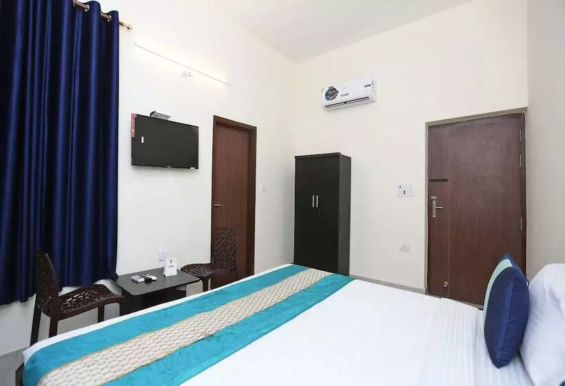 ホテル Oyo 9600 Country Homestay