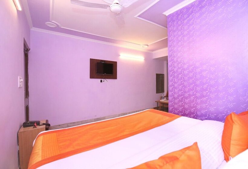 هتل O Rajesh Palace