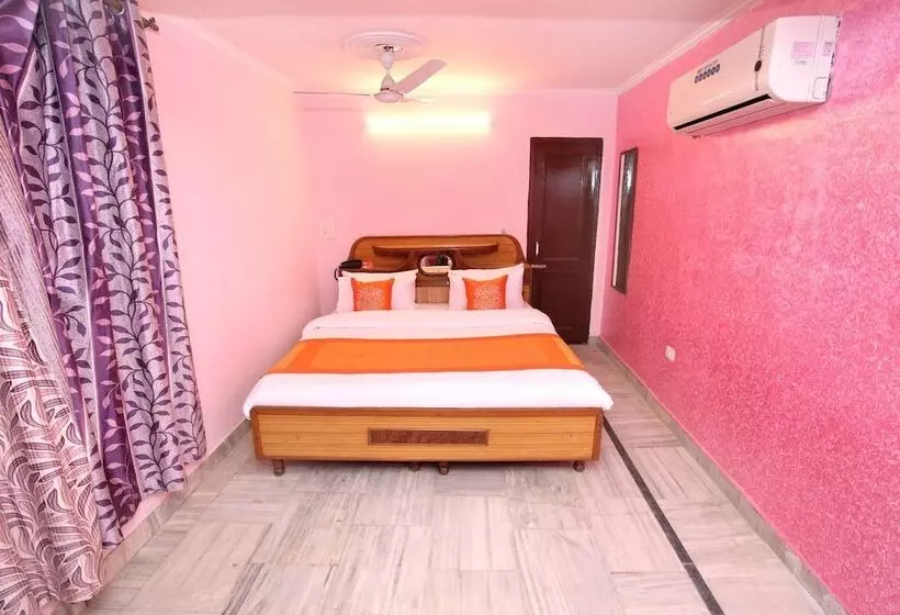 هتل O Rajesh Palace